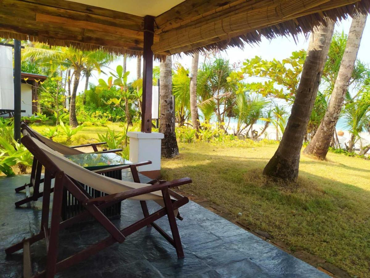 Emerald Sea Resort Ngwesaung Buitenkant foto