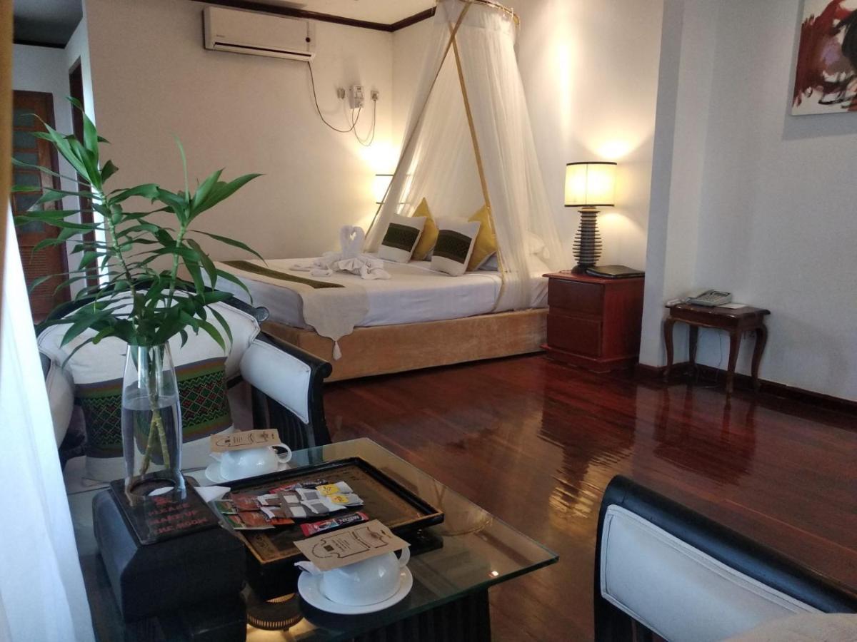 Emerald Sea Resort Ngwesaung Buitenkant foto