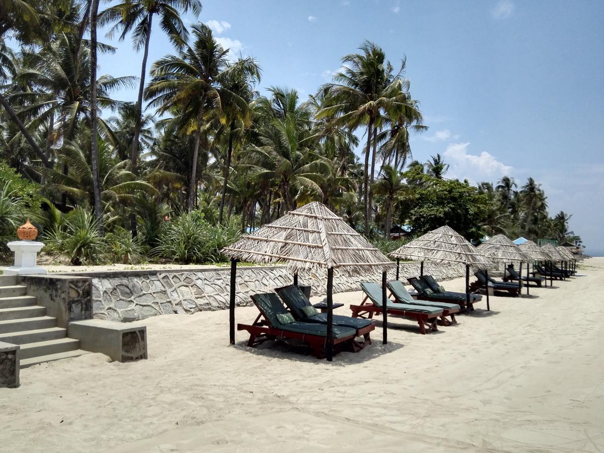 Emerald Sea Resort Ngwesaung Buitenkant foto