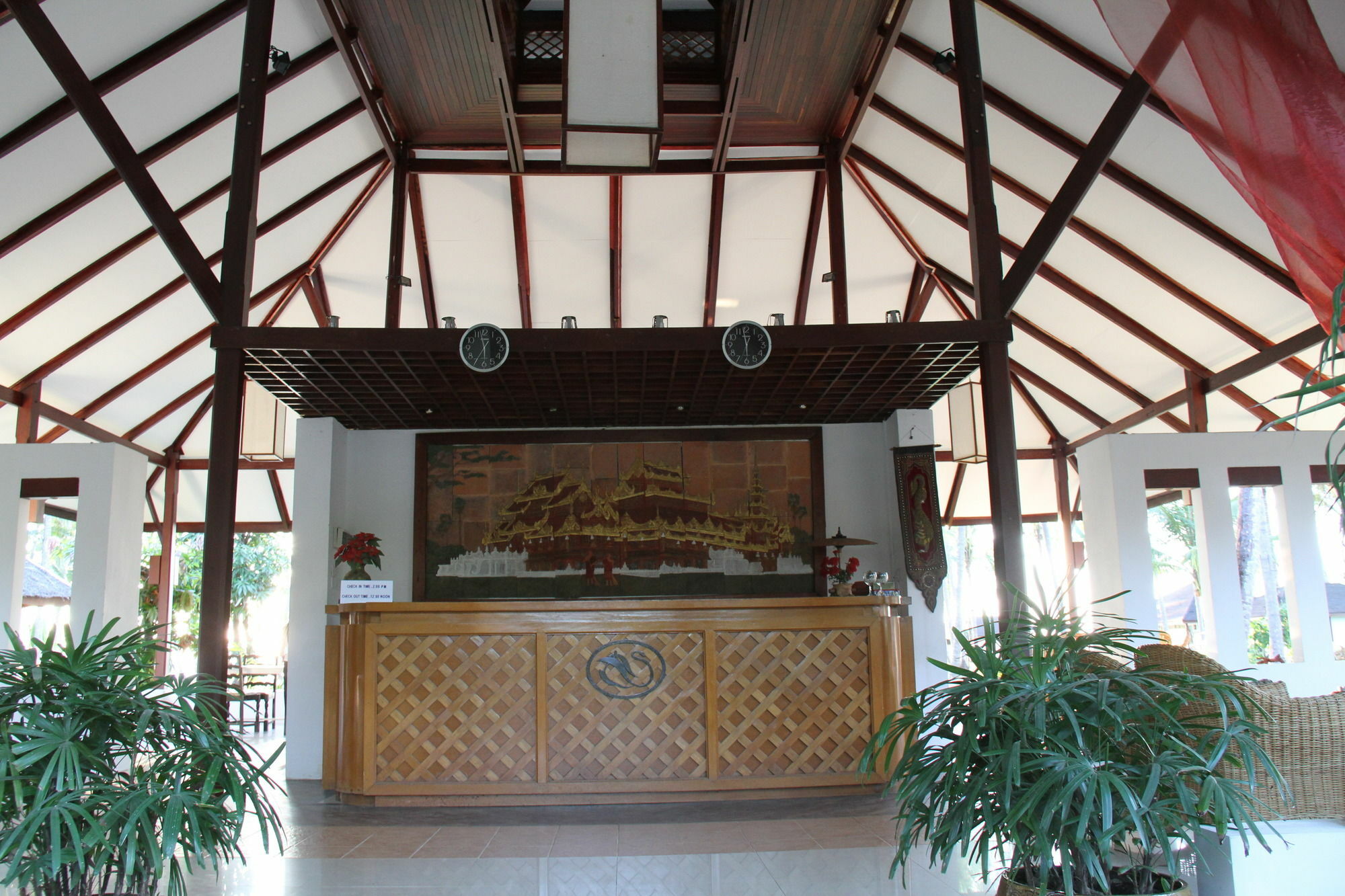 Emerald Sea Resort Ngwesaung Buitenkant foto